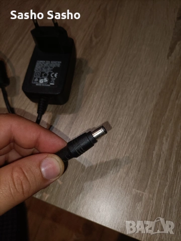 адаптер , снимка 2 - Кабели и адаптери - 54324085