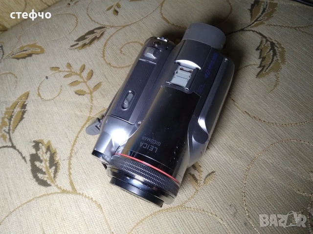 Предлагам оригинална видео и фото камера PANASONIC NV-GS500.