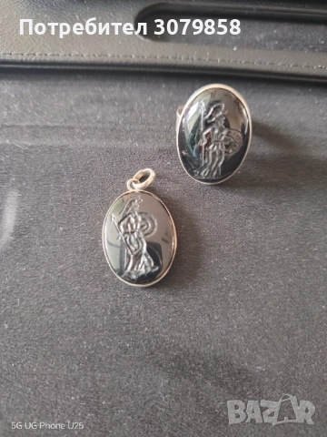  Сребърни с оникс с гема