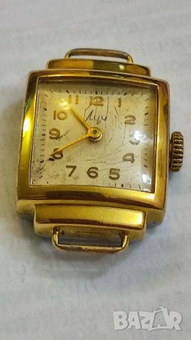 Дамски механичен часовник Лъч, СССР. , снимка 2 - Дамски - 37512784