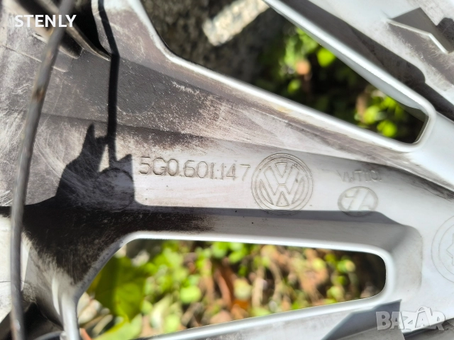 Оригинални тасове за Фолксваген 15 цола/Wv. Golf, Caddy , снимка 4 - Аксесоари и консумативи - 52953930