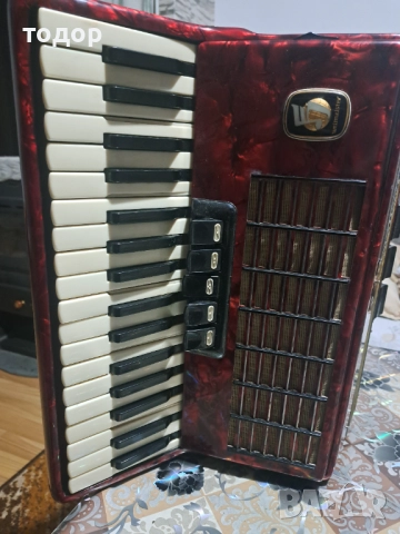 Велтмайстер стела 60 баса , снимка 3 - Акордеони - 52745538