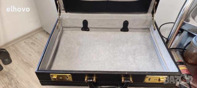 Кожено дипломатическо куфарче, снимка 2 - Куфари - 44369213