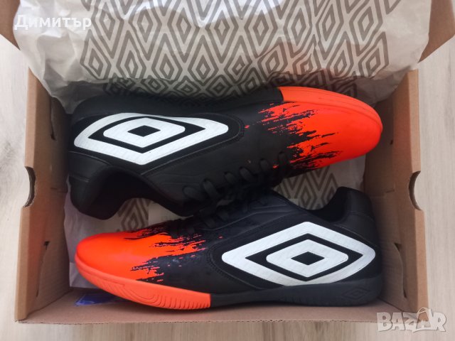 Нови! Футболни обувки за зала Umbro Sweeper - размер 42, снимка 8 - Футбол - 42851387