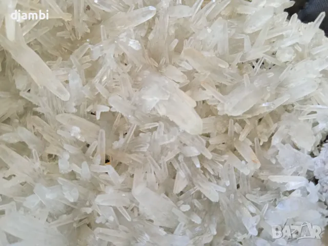 №142,Кварц,Кварцова друза,Кварц със сфалерит и хлорит,Кристали,Минерали,Родопи,, снимка 5 - Декорация за дома - 47671472