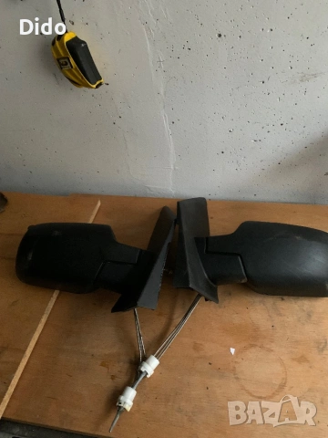 Огледала за Форд фиеста , снимка 3 - Части - 53059438