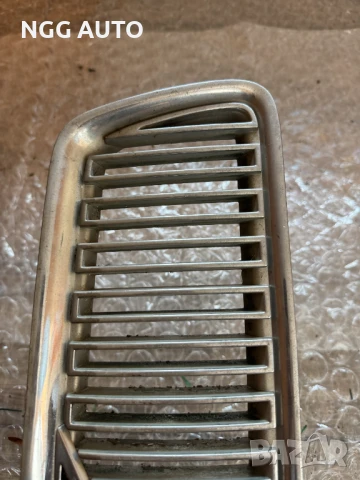 решетка за Волво В40 Volvo V40, снимка 4 - Части - 51398332