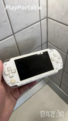 PSP 1000 Ceramic White, снимка 2 - PlayStation конзоли - 55962396