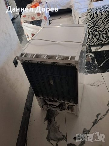 Хладилник LIEBHERR с камера., снимка 3 - Хладилници - 52741458