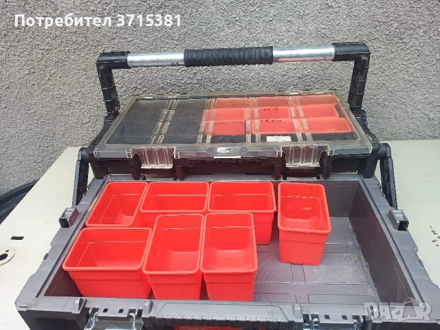 Куфар за инструменти Black & Decker , снимка 6 - Куфари с инструменти - 52166027