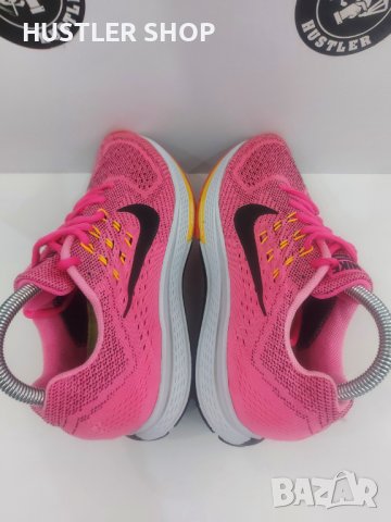 Дамски маратонки NIKE. Номер 38.5 , снимка 3 - Маратонки - 42769293