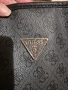 Продавам страхотна чанта на Guess 2 в 1, снимка 3