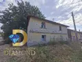 Двуетажна къща в село Езерово, общ. Първомай, снимка 1