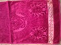 Червена хавлиена кърпа Versace, снимка 3