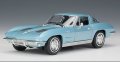 Chevrolet Corvette 1963 - мащаб 1:24 на Welly моделът е нов в кутия, снимка 1 - Колекции - 39516096