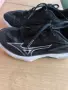 Маратонки Mizuno и шорти Hummel, снимка 2