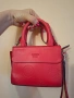 Оригиналта  чанта Guess червена , снимка 4