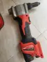 Акумулаторна нитачка Milwaukee M12 BPRT. С батерия и зарядно, снимка 2