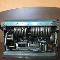 Стара сметачна машина Facit, снимка 10 - Антикварни и старинни предмети - 38475767