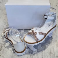 Дамски сандали от естествена кожа със затворена пета в бял цвят, снимка 3 - Сандали - 37156246