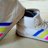 Adidas оригинал Разпродажба ....намалени на 40,00 лв size UК 6,5 номер 40, снимка 3 - Кецове - 37124724