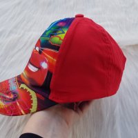 Детска шапка Макуин , снимка 2 - Шапки, шалове и ръкавици - 40516214