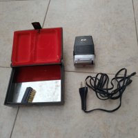 Стара електрическа самобръсначка, снимка 1 - Антикварни и старинни предмети - 31561342