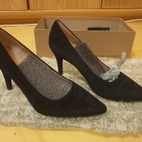 Елегантни дамски обувки , снимка 1 - Дамски обувки на ток - 34939751