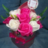 Сърце с девет ароматни сапунени рози, снимка 5 - Подаръци за жени - 37911601