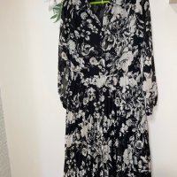Нова стилна черна бяла разкошна феерична елегантна плисирана плисе рокля Reserved , снимка 10 - Поли - 42179190