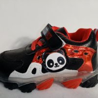 Детски маратонки светещи панда. , снимка 2 - Детски маратонки - 39915306