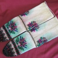 Стари Вълнени Чорапи за Носия, снимка 1 - Антикварни и старинни предмети - 42152529