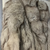 Дълго палто,естествен косъм,полярна лисица, снимка 2 - Палта, манта - 44747549