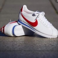 Дамски обувки Nike, снимка 1 - Маратонки - 37090565