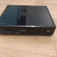 Xbox One 500Gb - само конзола, снимка 1 - Xbox конзоли - 42814840