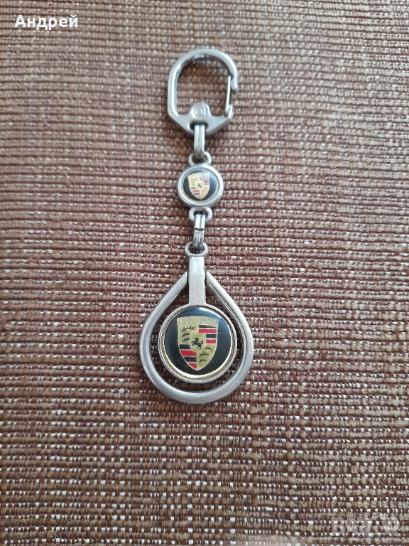 Стар ключодържател Porsche, снимка 1