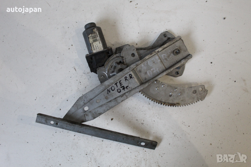 Заден десен електрически стъклоповдигач Нисан ноут 07г Nissan note 2007, снимка 1