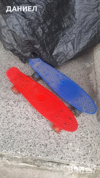 Пениборд червен и син , снимка 1