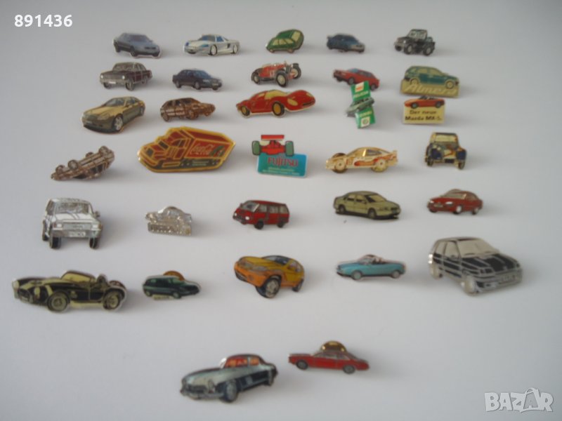 Колекция от 32 стари автомобилни значки кола авто, снимка 1