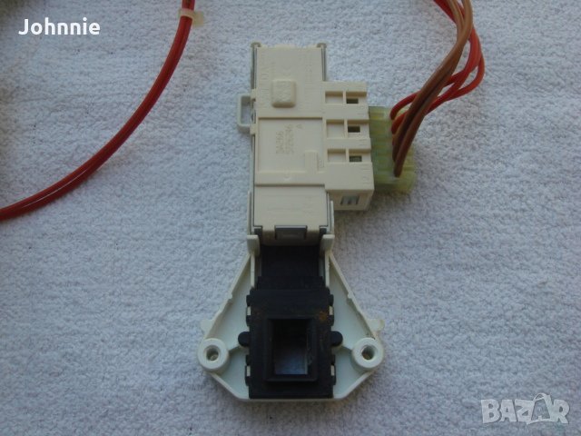 Продавам части за пералня Ariston AVF 109, снимка 1