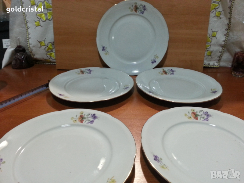 Стар български порцелан чинии плитки , снимка 1
