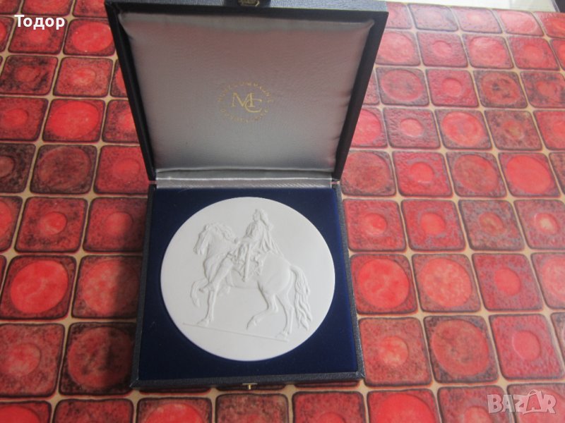 Порцеланова картина пано медал в кутия порцелан 2, снимка 1