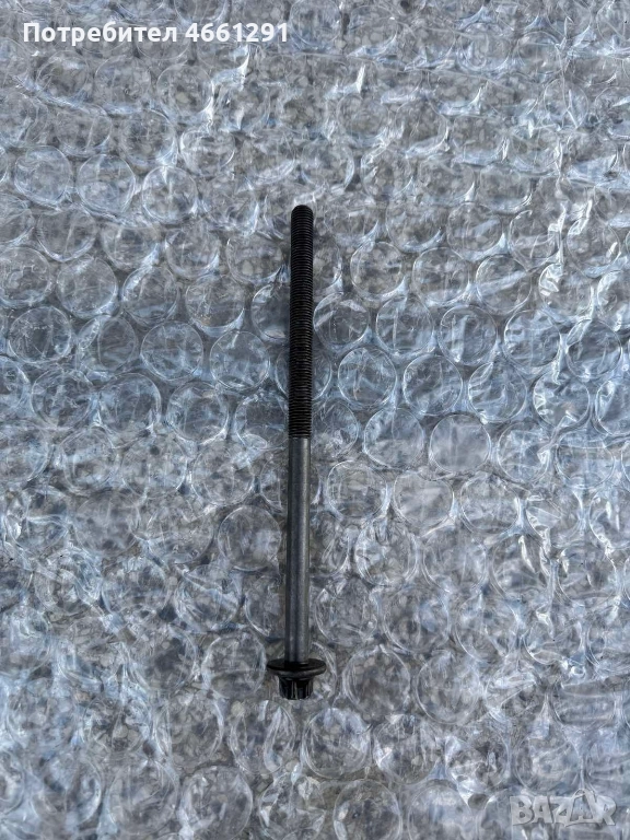 Болтове за двигател на Мерцедес Mercedes 2.2Cdi 651 само по 5лв. броя, снимка 1