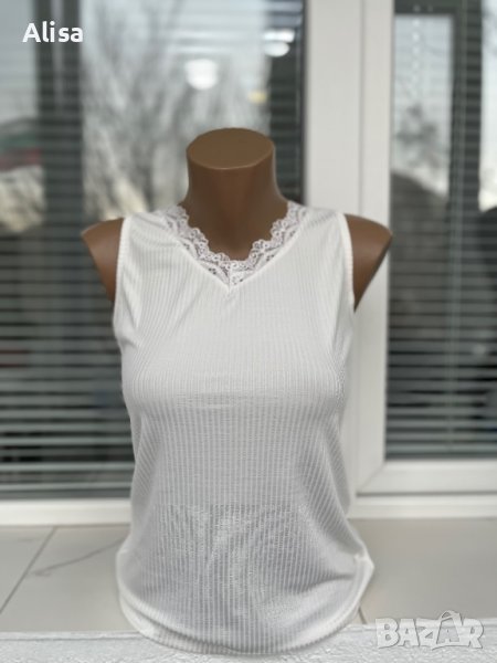 Дамски бял потник с дантела, снимка 1