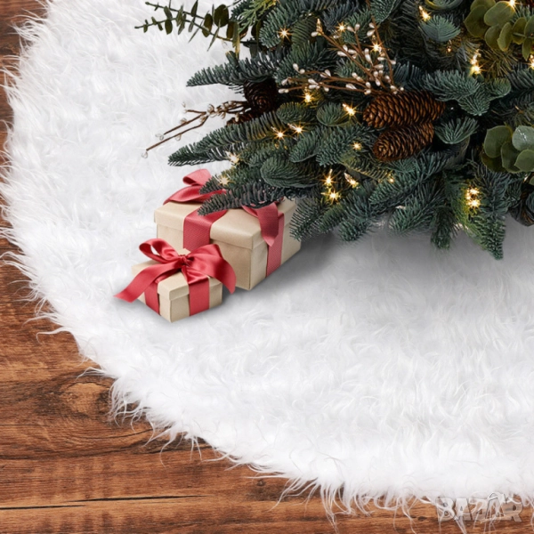 Бяла кръгла плюшена подложка за коледно дърво,елегантна украса за празничния декор., снимка 1