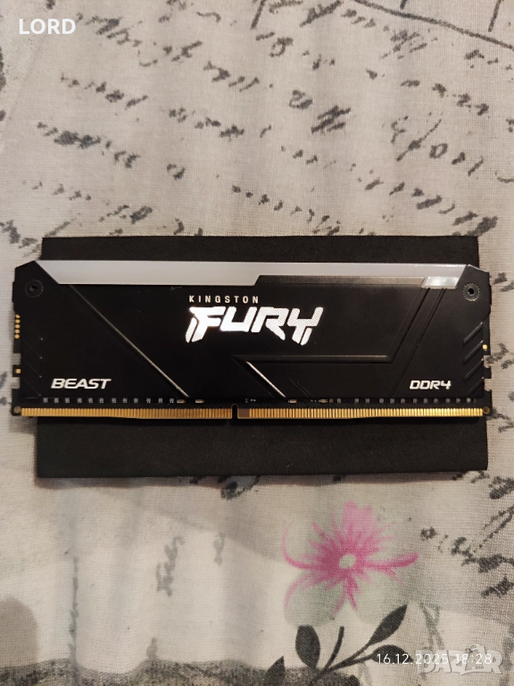 Рам памет 32GB DDR4 3200 CL16 Kingston Fury Beast RGB, снимка 1