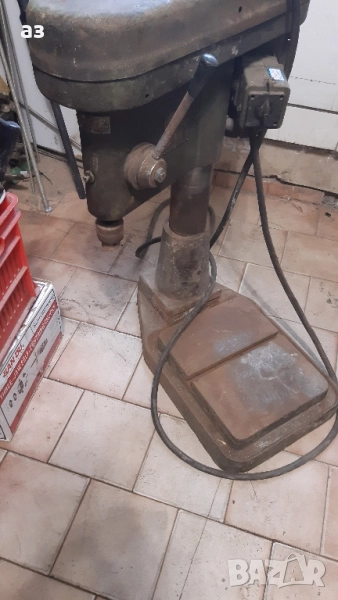 настолна бормашина б12, снимка 1