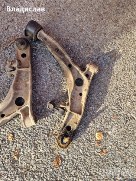 Предни носачи Киа Джойс 2.0 139 коня , снимка 1