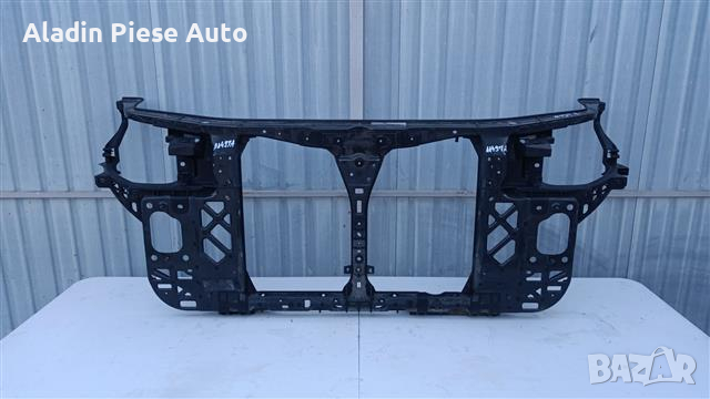 Теглич Преден панел Kia Ceed година 2009 2010 2011 2012 код 64101-1H000 , снимка 1