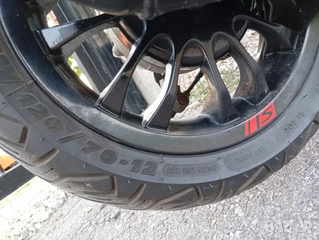 Джанта с гума -задна за Vespa Primavera и Vespa Sprint след 2018-, снимка 2 - Гуми и джанти - 56155152
